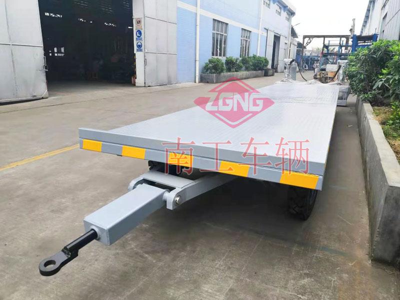 6吨乐玩（中国）长8点2米宽1点8米