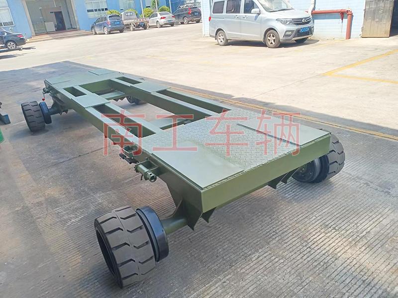 8吨牵引式船艇转运工具乐玩（中国）