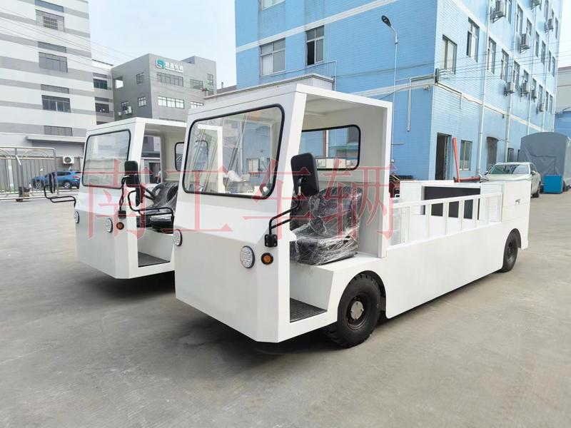 2吨座驾式纯电动乐玩（中国） 电动工具拖车