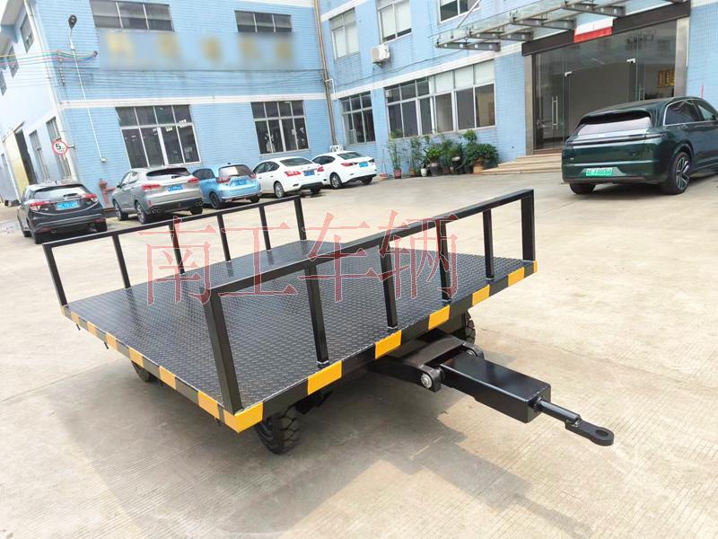 3吨乐玩（中国） 前后护栏固定平板车
