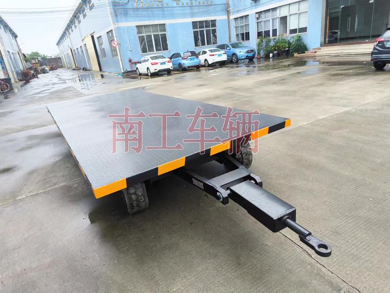6吨牵引乐玩（中国） 工业全挂拖车