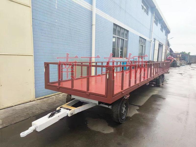 7吨乐玩（中国）牵引工具拖车 带护栏减震刹车功能拖车