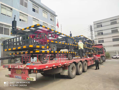 4吨骨架式乐玩（中国）带小尾箱3I.jpg