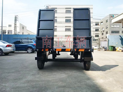 3吨带爬梯工业牵引乐玩（中国）2I.jpg
