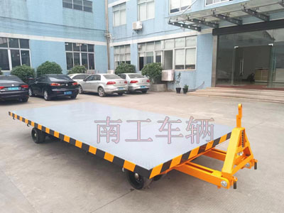 10吨中型牵引乐玩（中国）4I.jpg