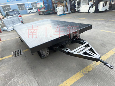 30吨重型乐玩（中国） 环保实心轮胎4I.jpg