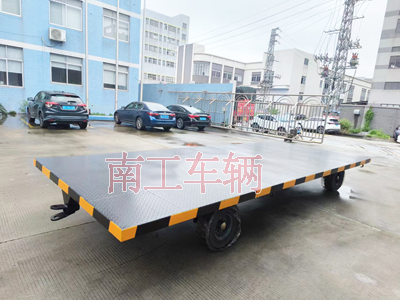 6吨牵引乐玩（中国） 工业全挂拖车3I.jpg