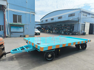 18吨重型乐玩（中国） 四个转盘工具拖车1I.jpg